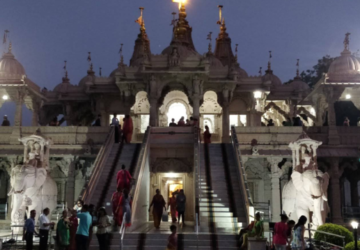 BAPS Shri Swaminarayan Mandir, Atladara, Vadodara, Gujarat 390012 — photo 3